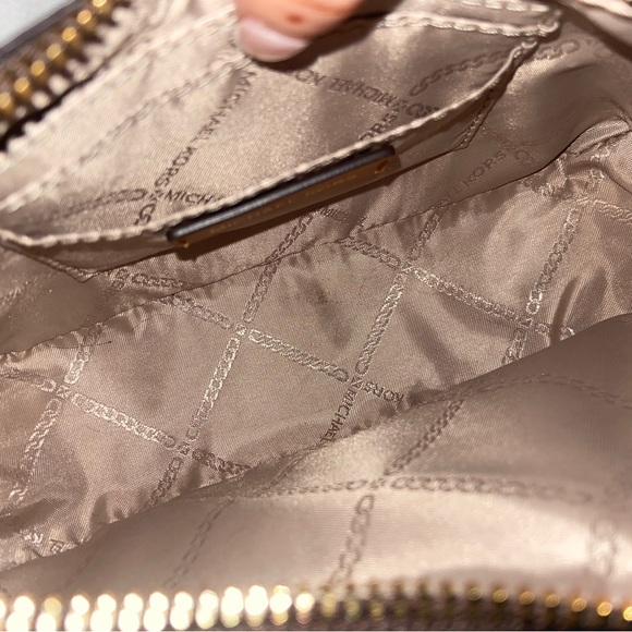 Michael Jors Jet Set Charm Small Logo Pochette - Picture 6 of 6